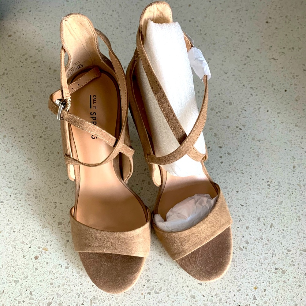 Nude High Heels - Picture 2 of 2